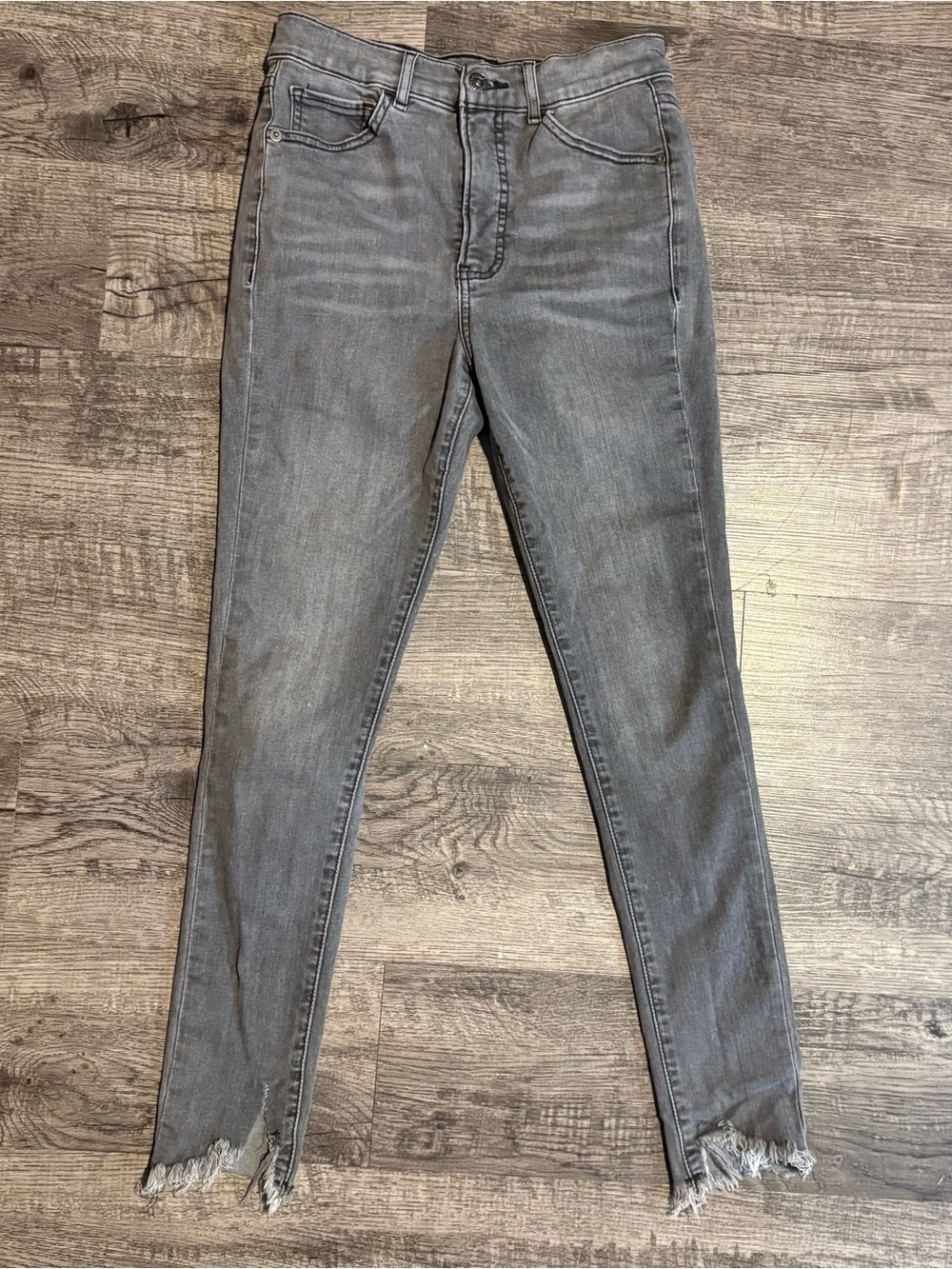 Express Jeans Women’s 2R Gray High Rise Skinny